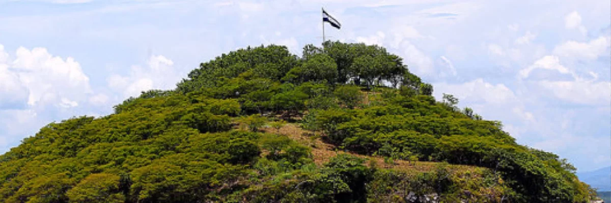 Isla Conejo, la disputada pequeña isla que forma parte del territorio de Honduras.